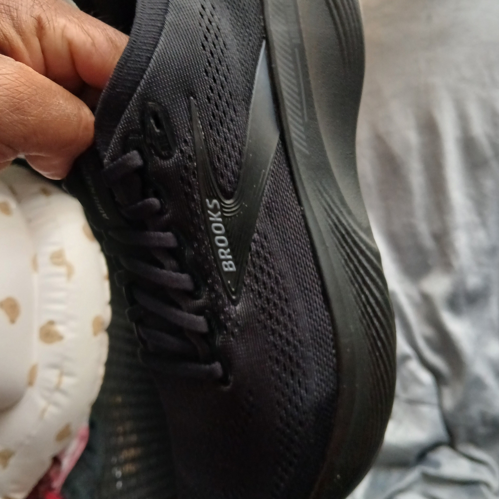Brooks Men's All-Black Athletic Shoes - Picture 10 of 13